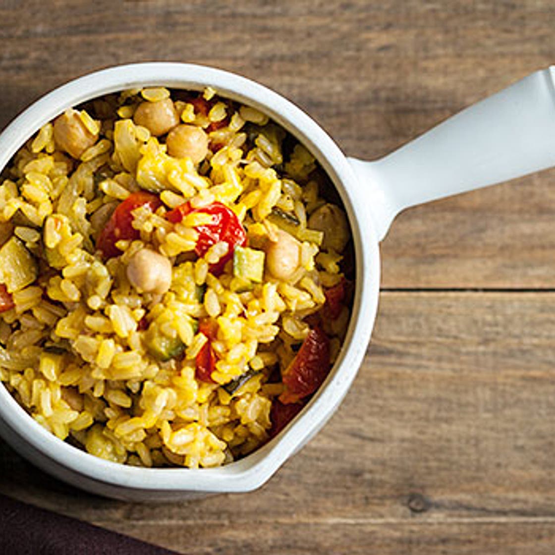 Riso integrale con ceci e zafferano