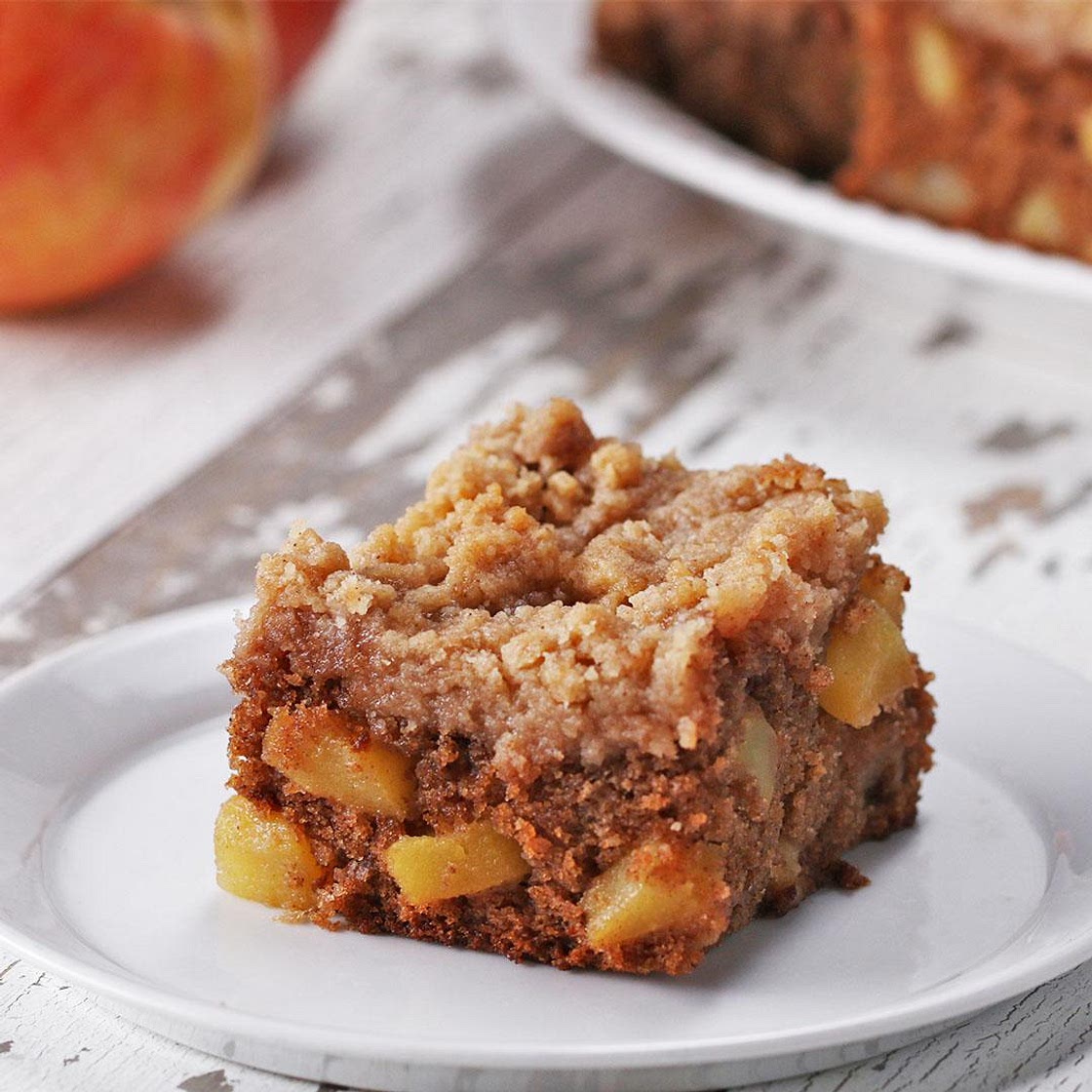 Apple Pie Crumble Blondies Recipe by Tasty