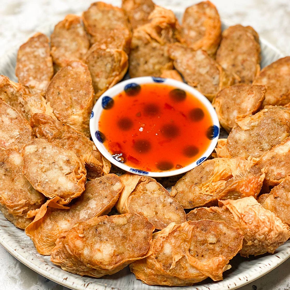 Hei Zho (Teochew Fried Shrimp And Pork Roll)