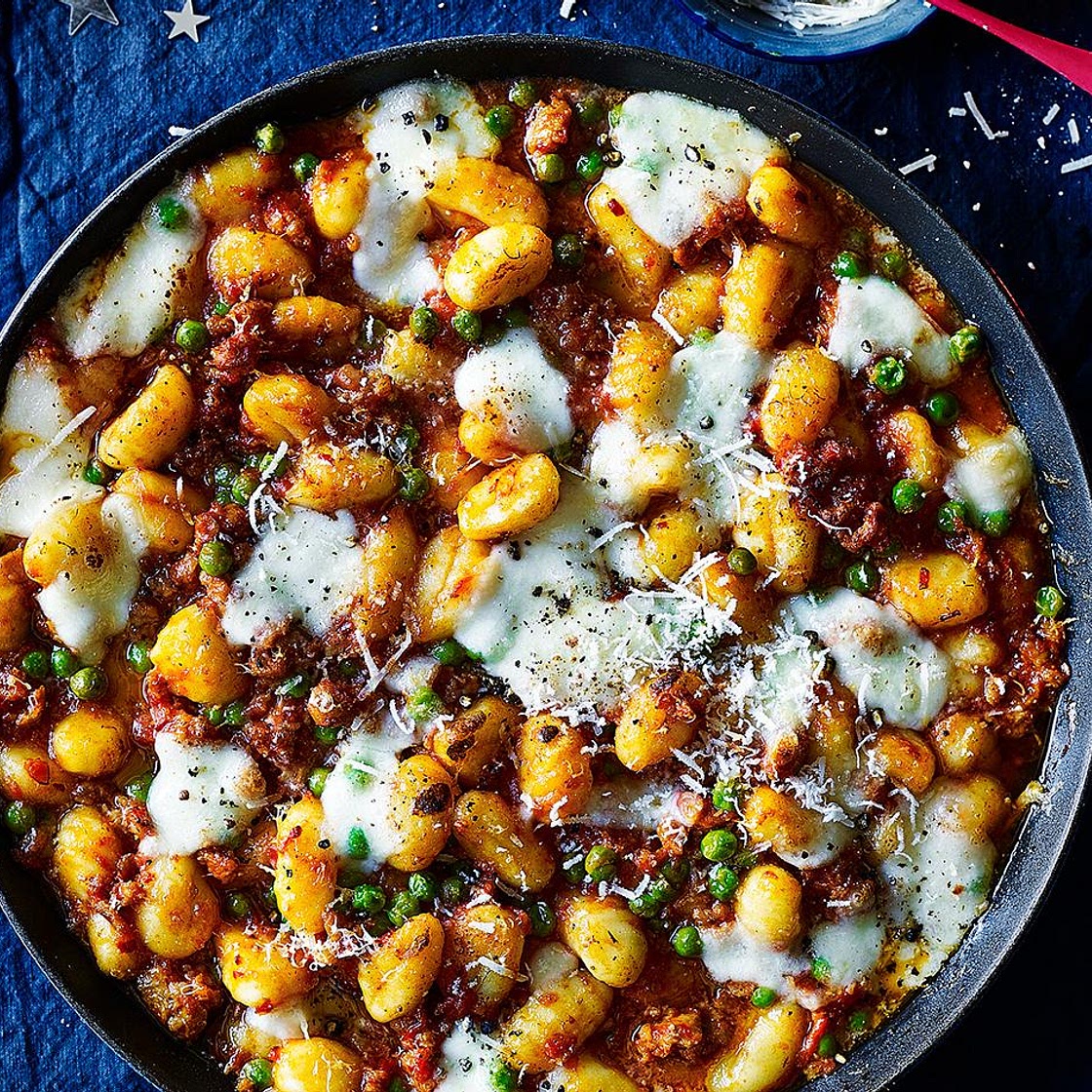 Speedy sausage gnocchi gratin