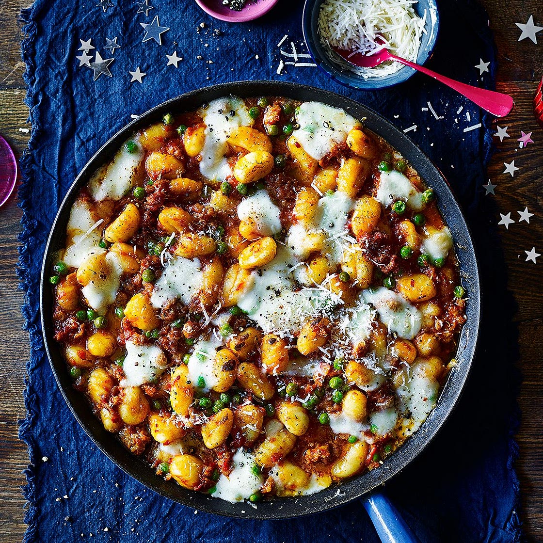 Speedy sausage gnocchi gratin