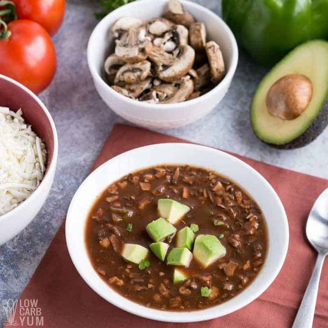 Vegan Chili (Slow Cooker)