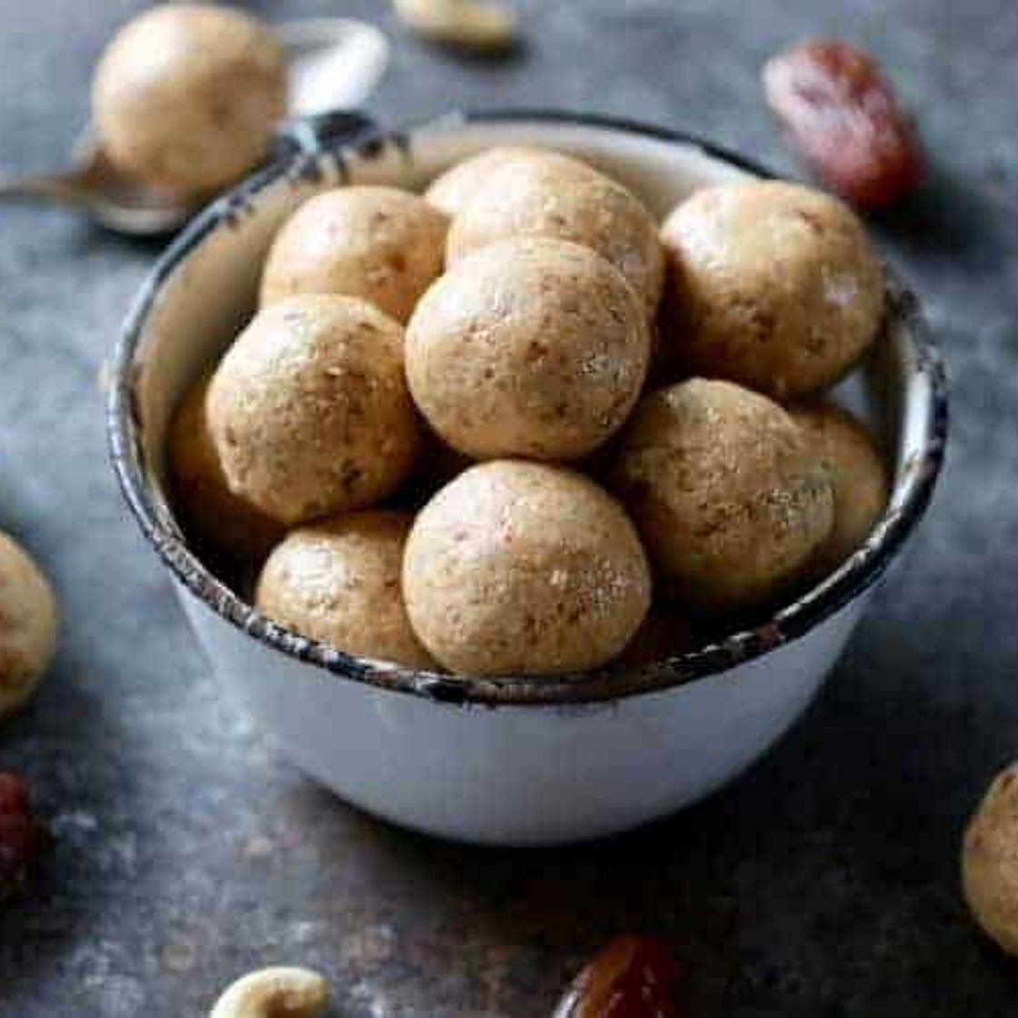 3-Ingredient Nutty Cashew Bites