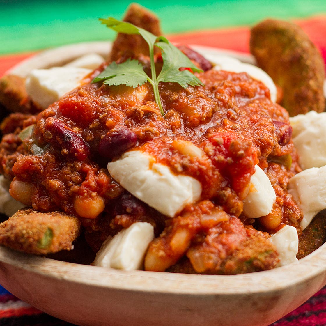 Poutine au chili et frites d’avocats