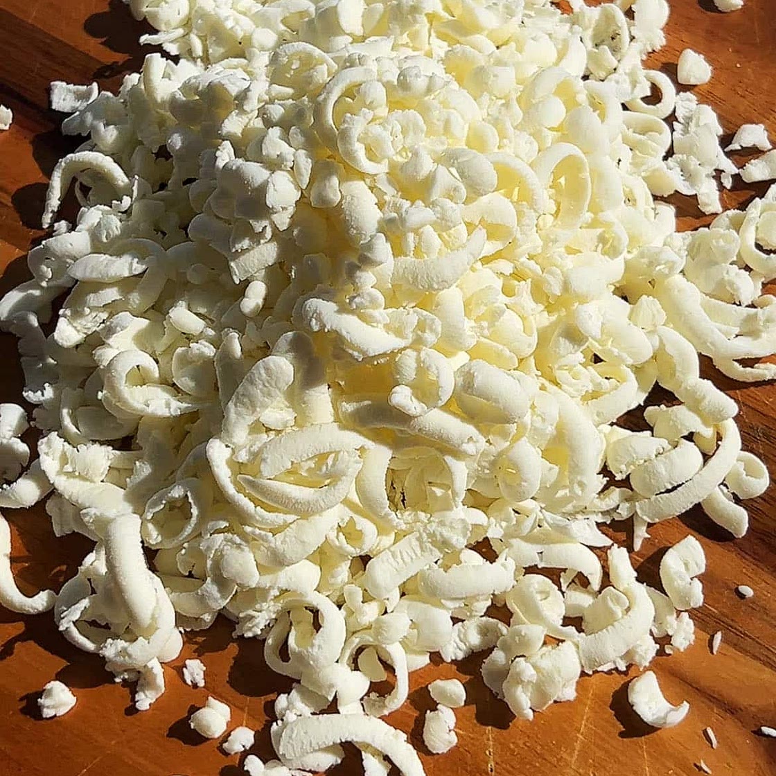 How to Make Mozzarella Cheese (2 ingredients: Milk and Vinegar)