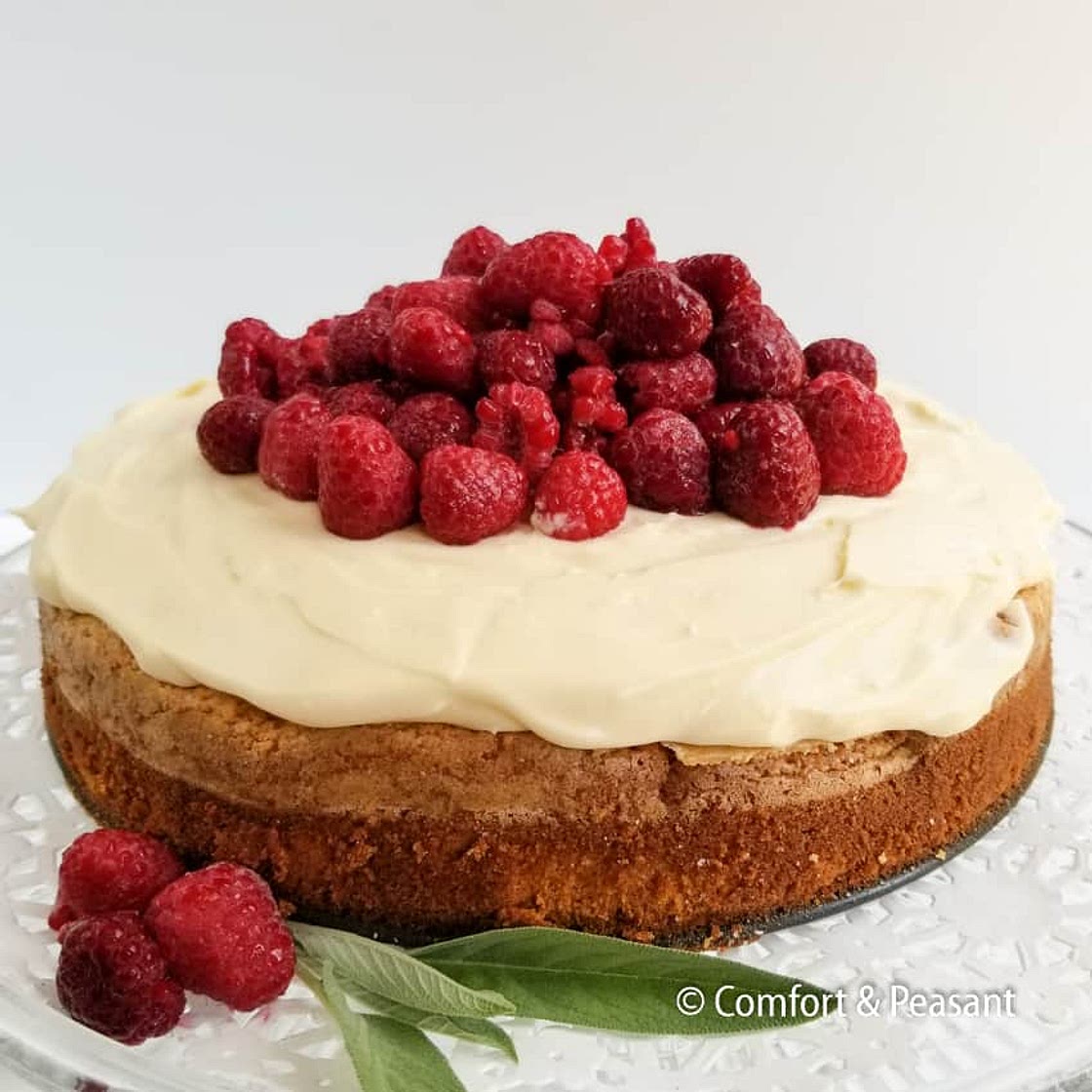 Olive Oil Cake With Limoncello Mascarpone Cream