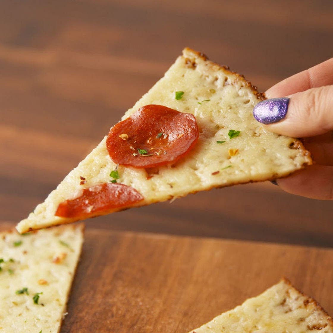 Crustless Pepperoni Pizza