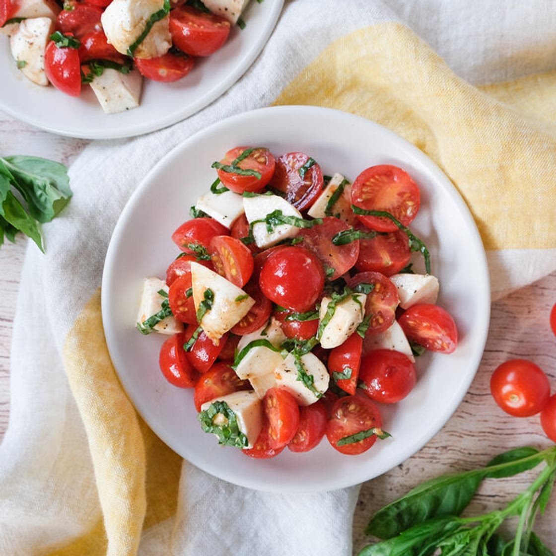 Caprese Salad with Fresh Mozzarella, Tomatoes, Basil & Balsamic