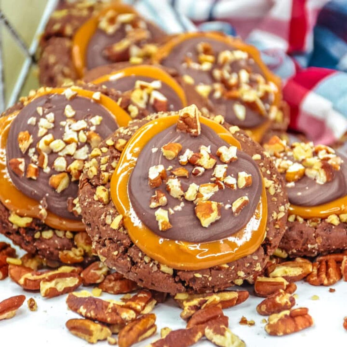 Crumbl Turtle Cookies