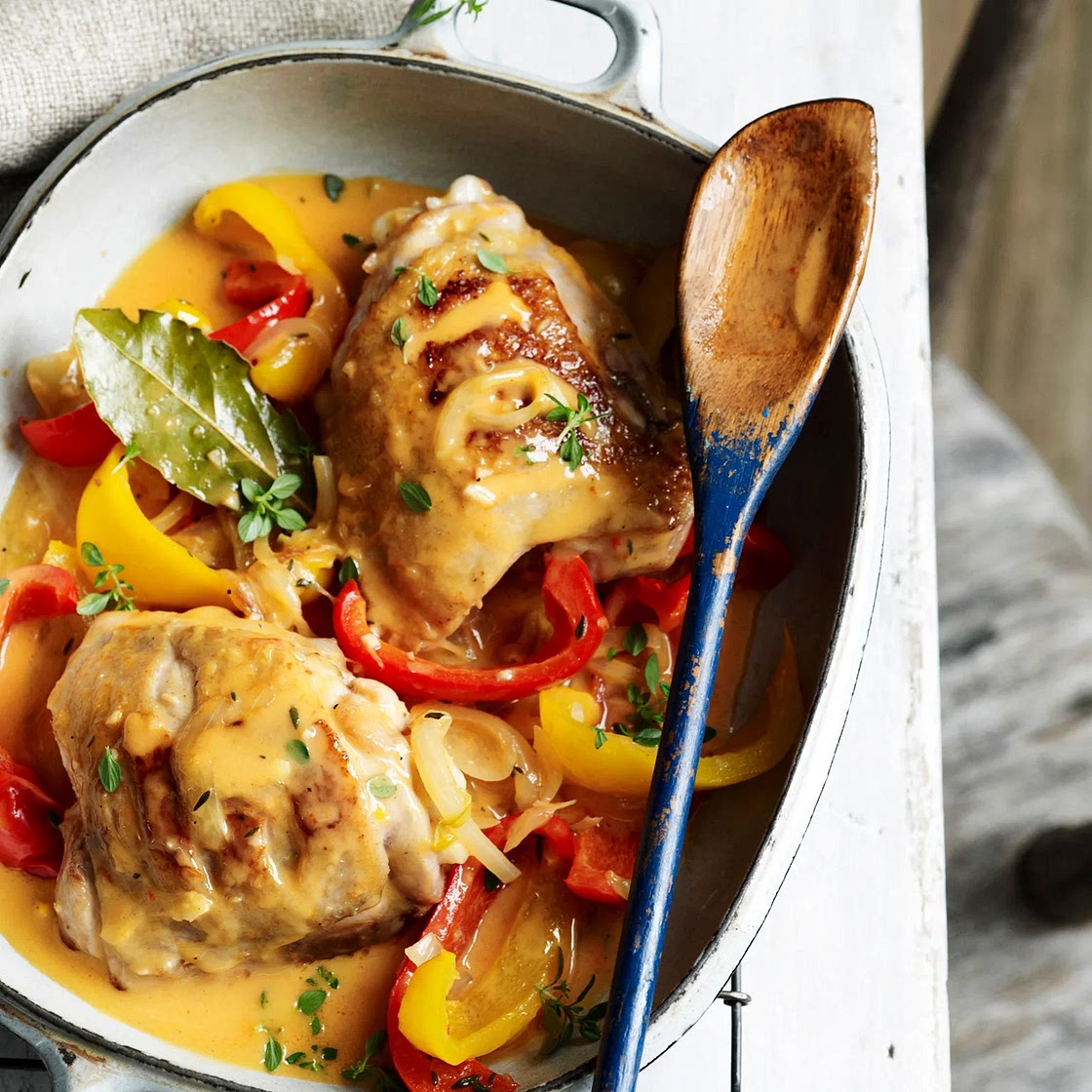 Pressure-cooker chicken with capsicum