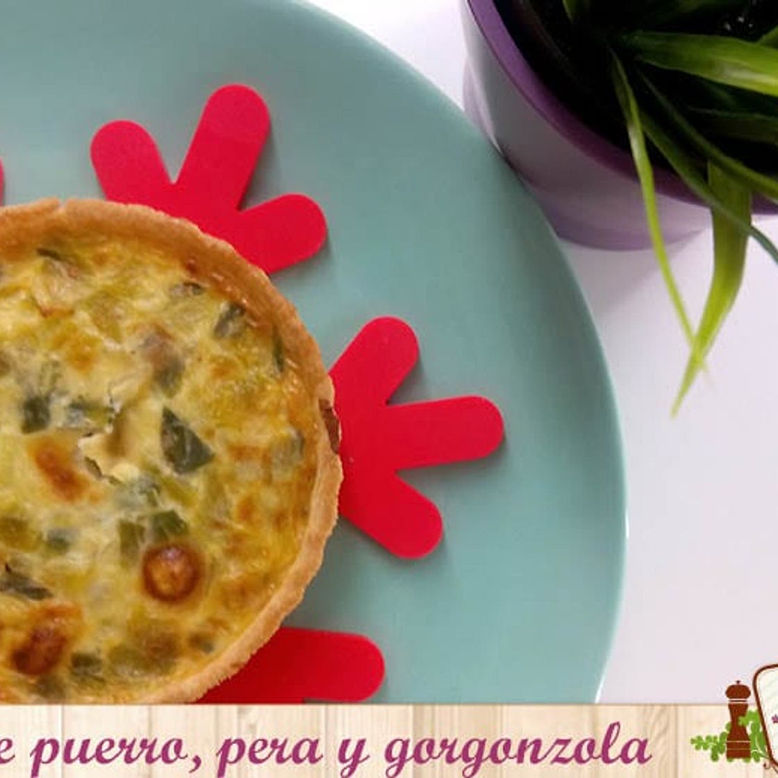 Leek, pear and gorgonzola quiche