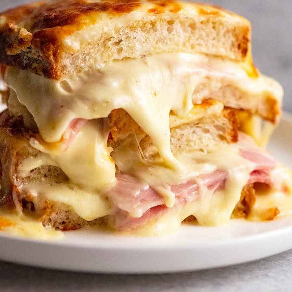Croque Monsieur (French hot ham and cheese sandwich)