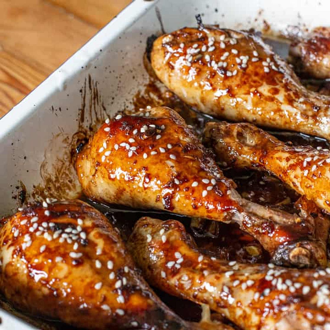 Sticky Balsamic Glazed Chicken Drumsticks