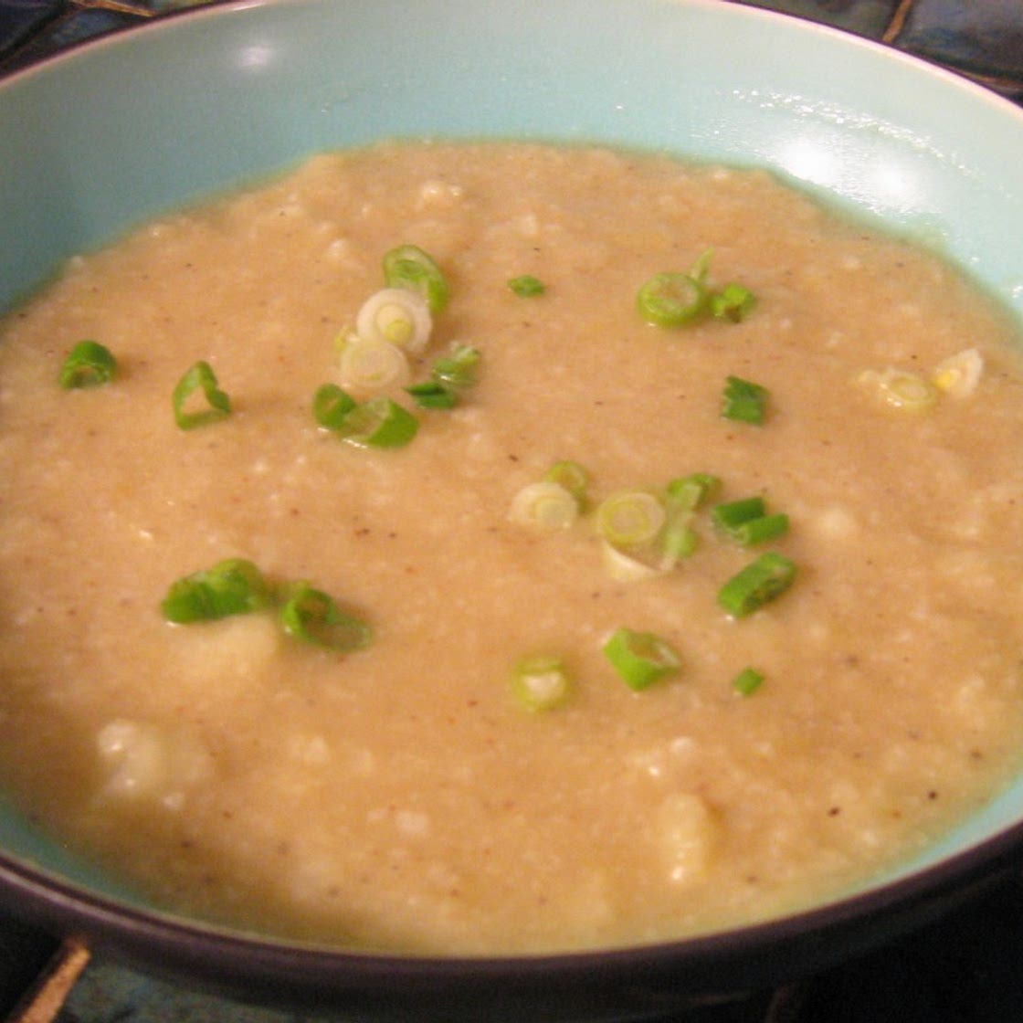 Creamy Cauliflower Leek Soup