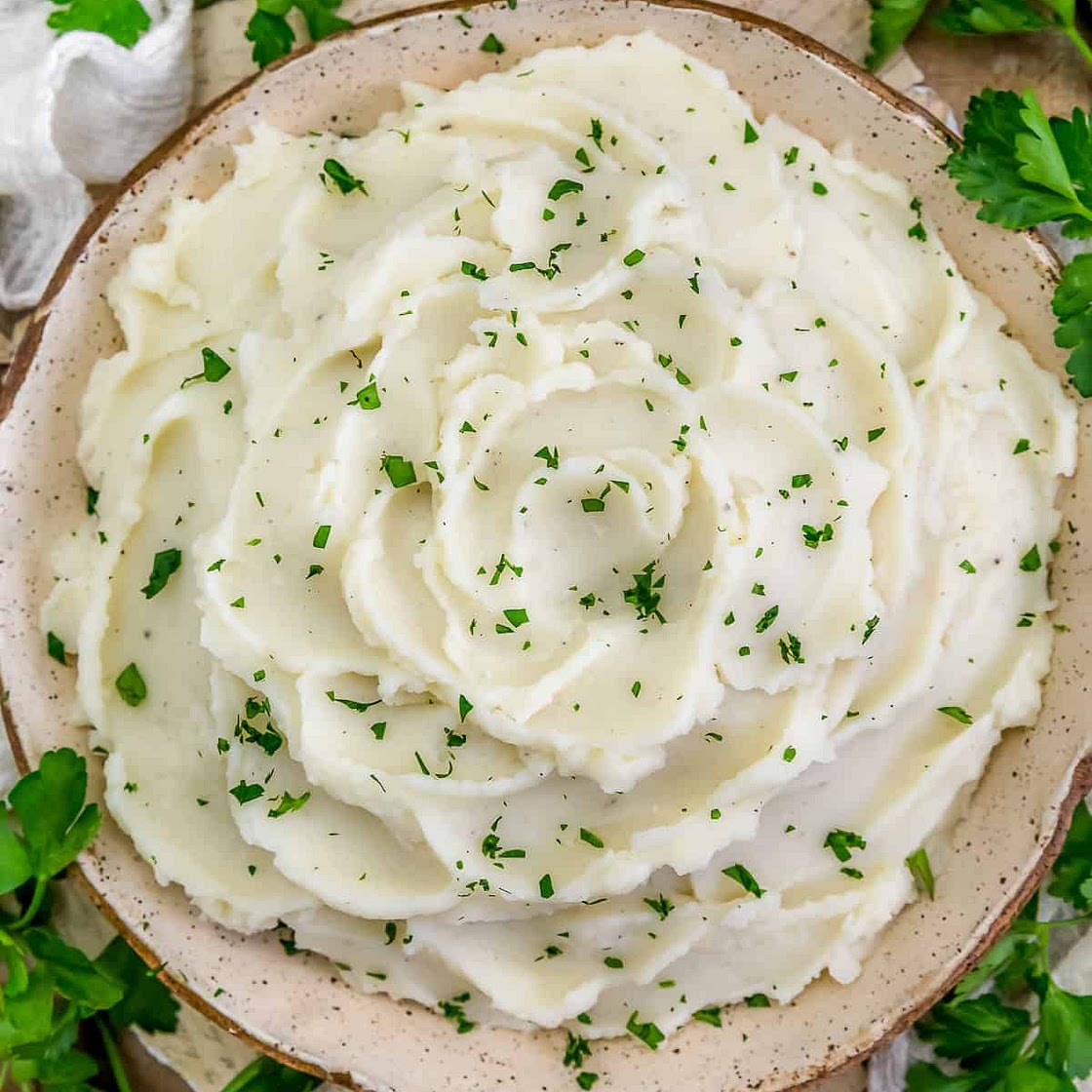 Vegan Roasted Garlic Mashed Potatoes