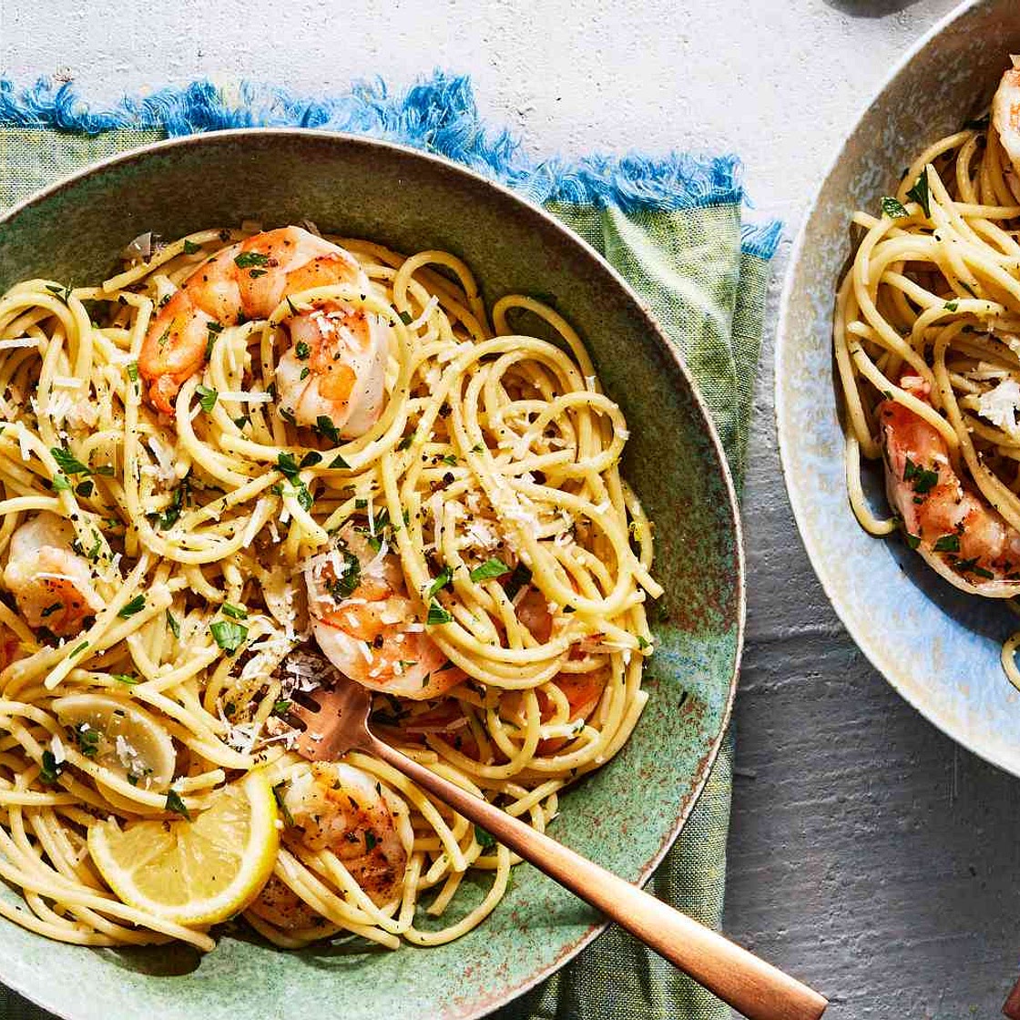 Lemon-Pepper Shrimp Scampi Pasta