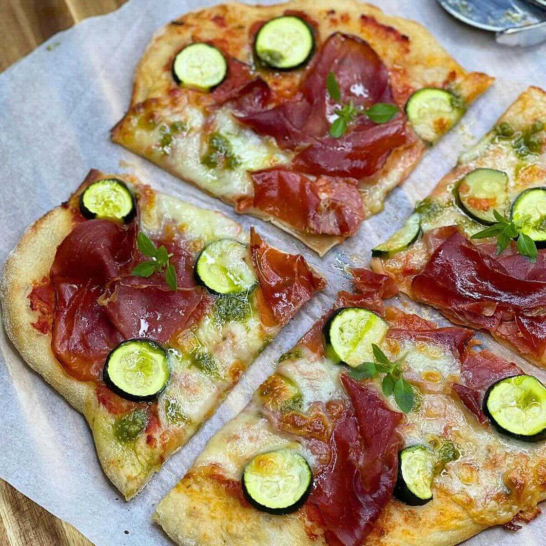 4-Ingredient Italian Pizza Dough with Yeast