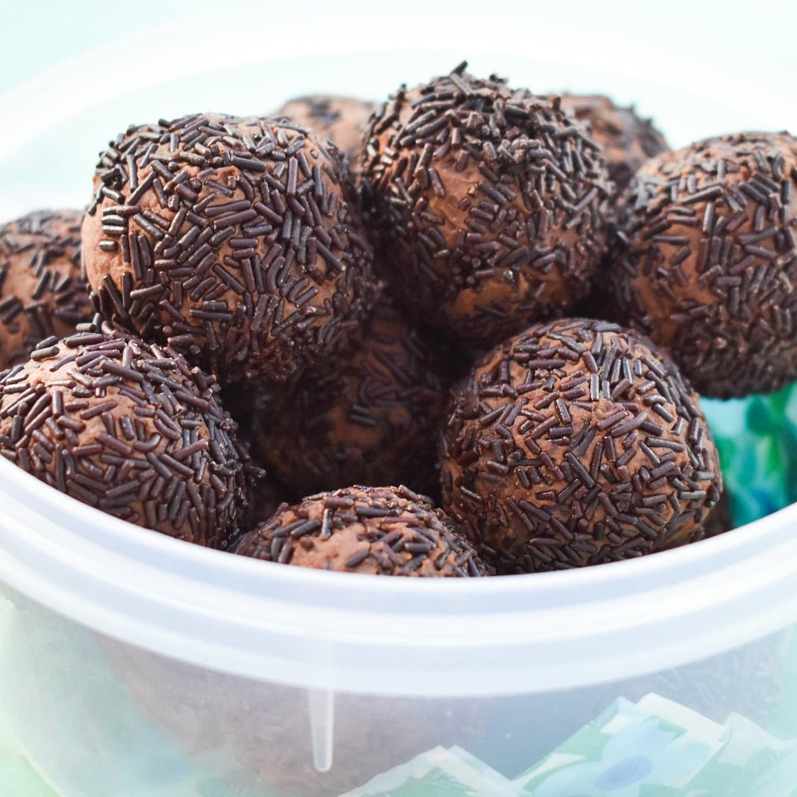 Vegan Chocolate Chickpea Truffles (Protein Snack)