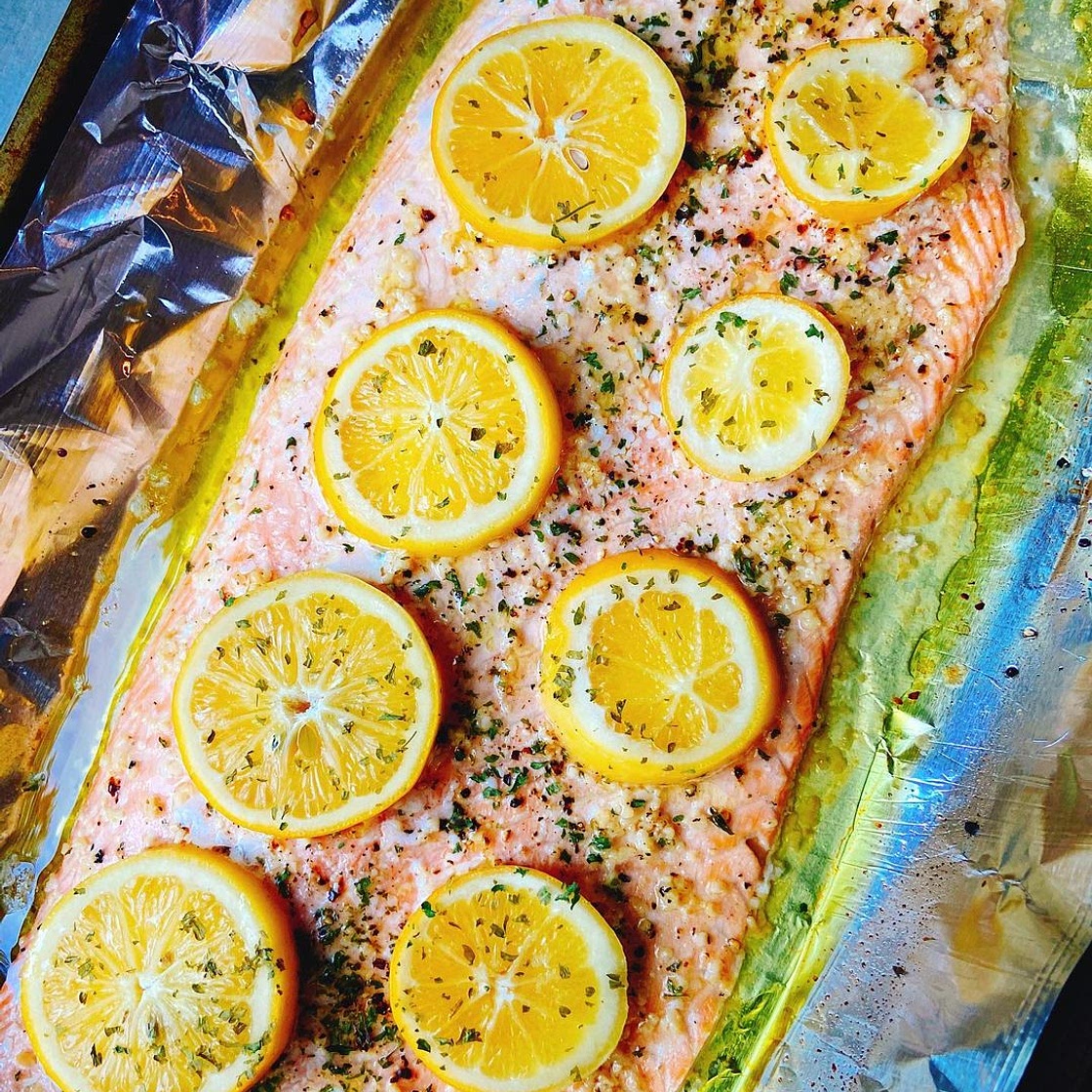 Lemon Garlic Baked Salmon