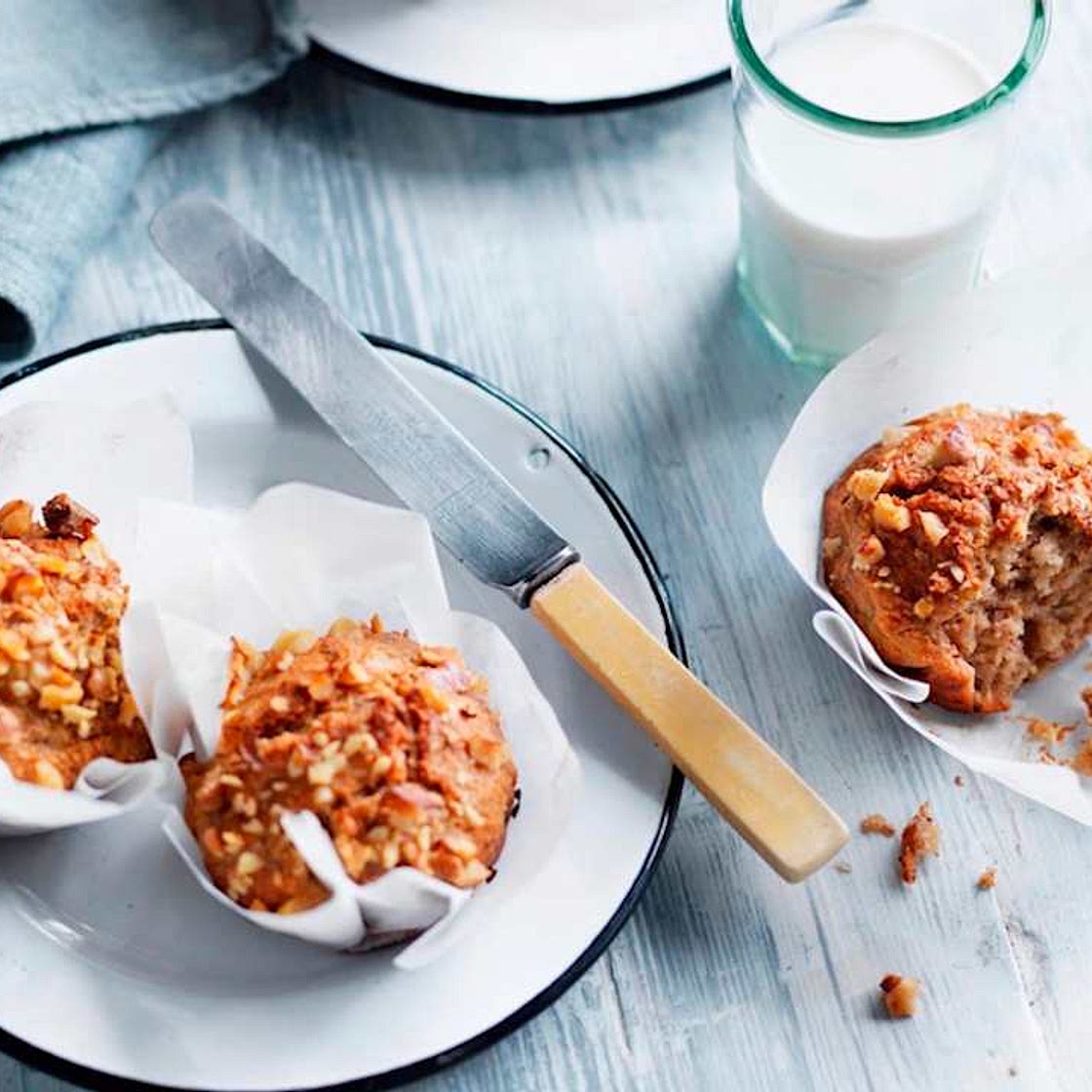 Apple cinnamon muffins