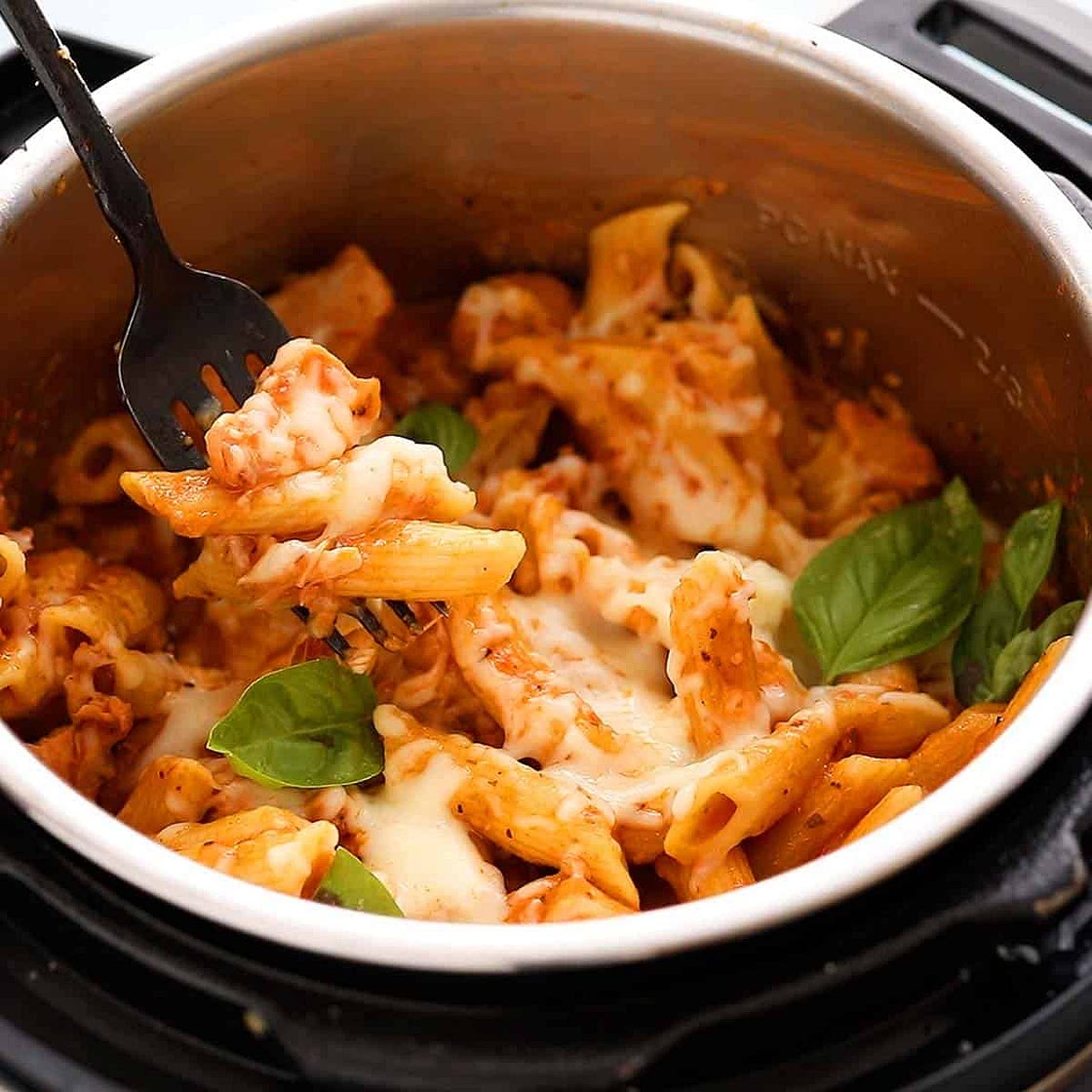 Instant Pot Chicken Pasta