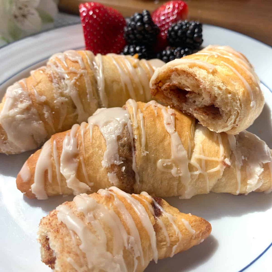 Crescent Roll Cinnamon Rolls