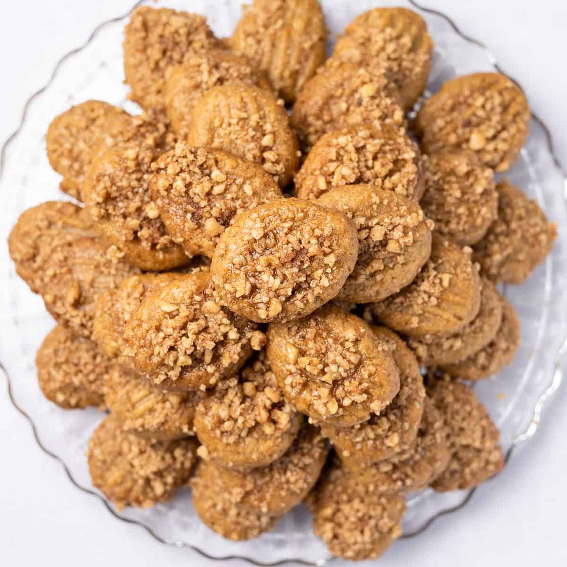 Melomakarona / Finikia (Honey-Dipped Cookies)