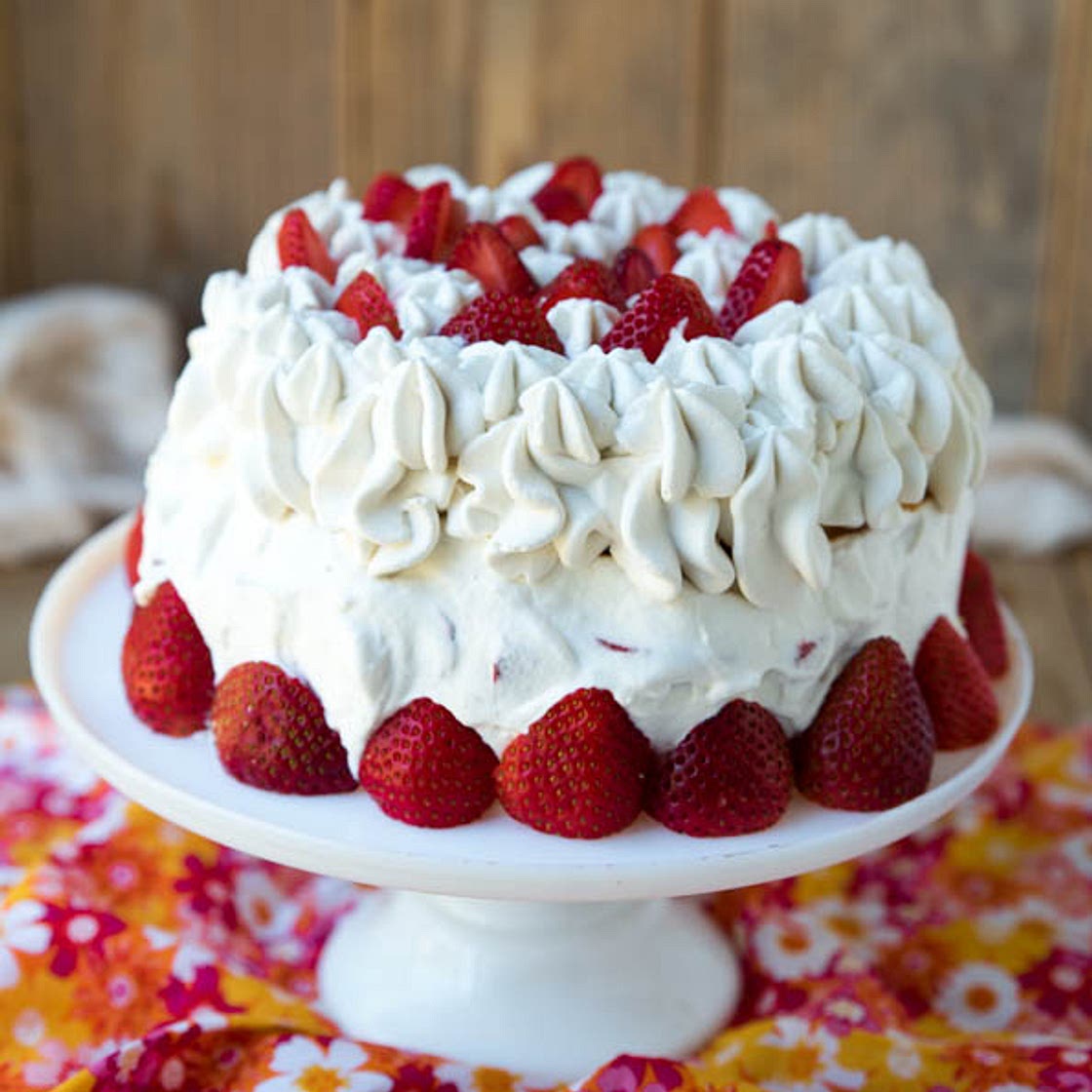 Keto Strawberry Shortcake Cake