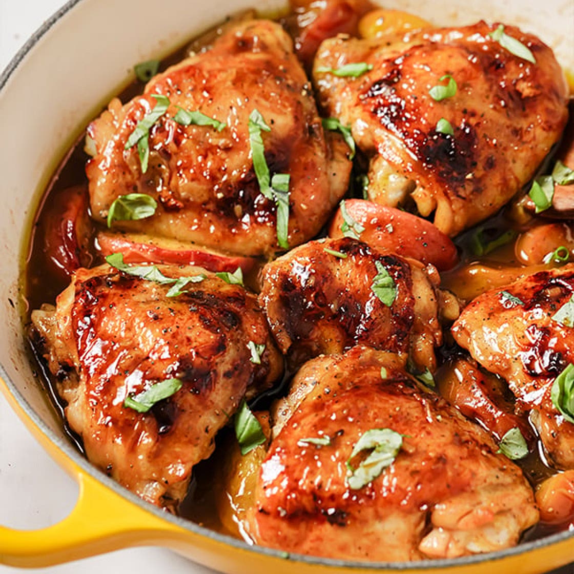One Pan Balsamic Peach Chicken Thighs