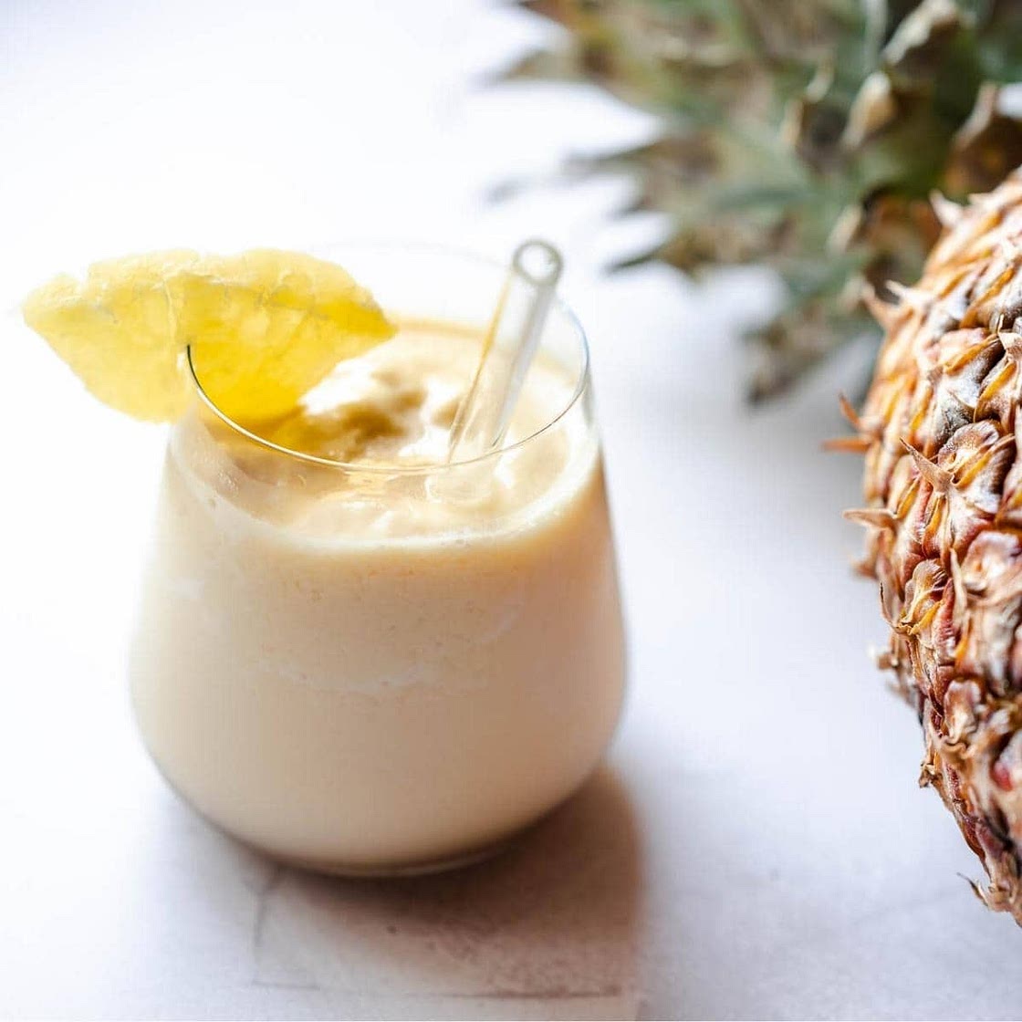 How to Make a Pineapple Smoothie