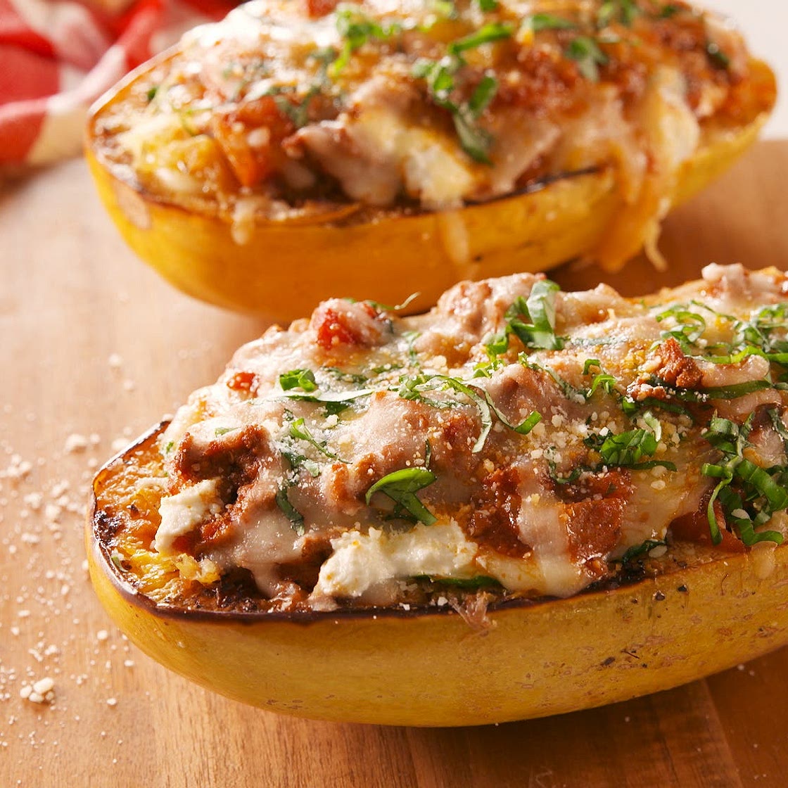 Lasagna Spaghetti Squash Boats