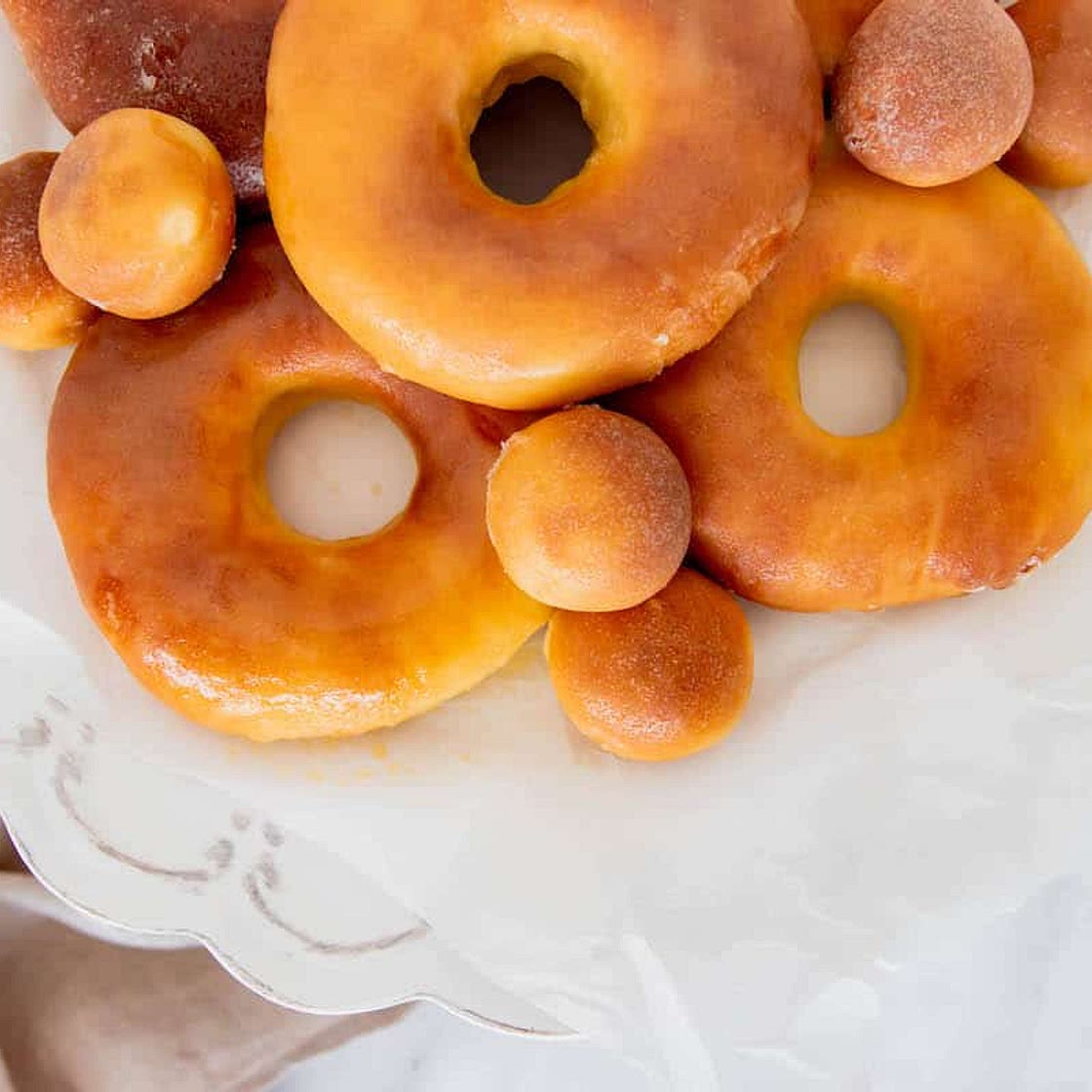 Air Fryer Glazed Donuts