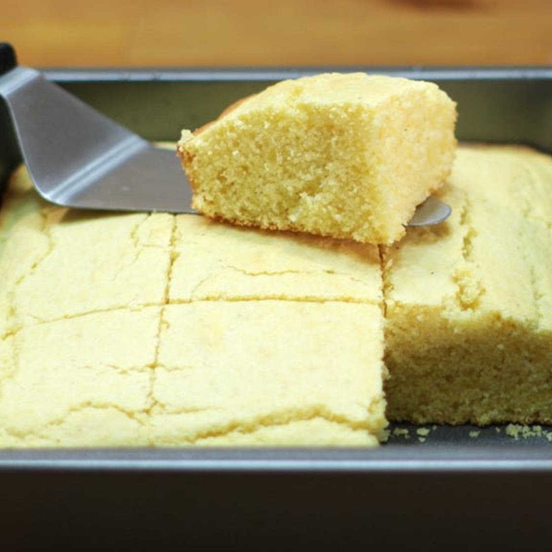 Easy Basic Cornbread