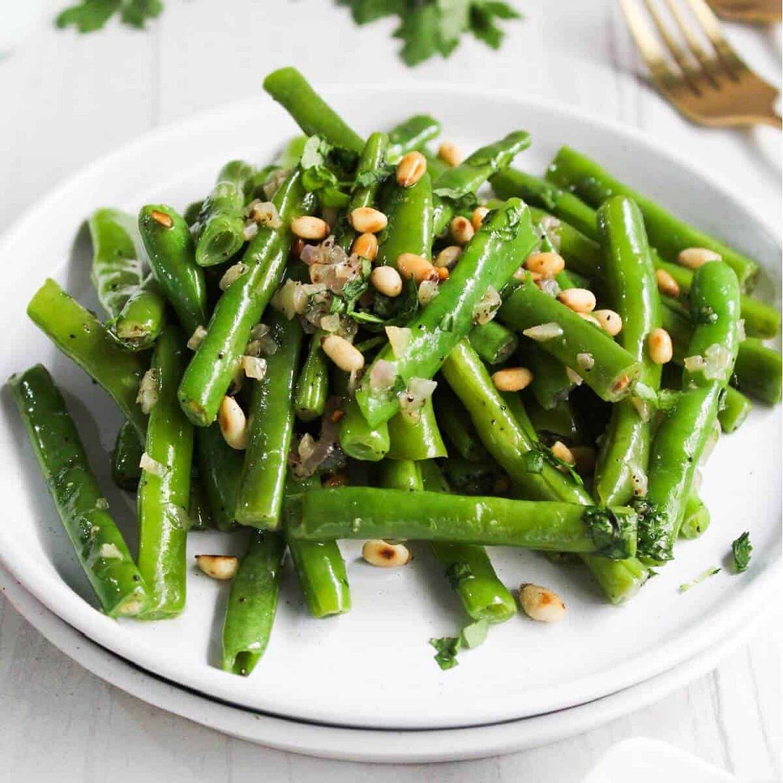 Green Beans with Garlic Butter