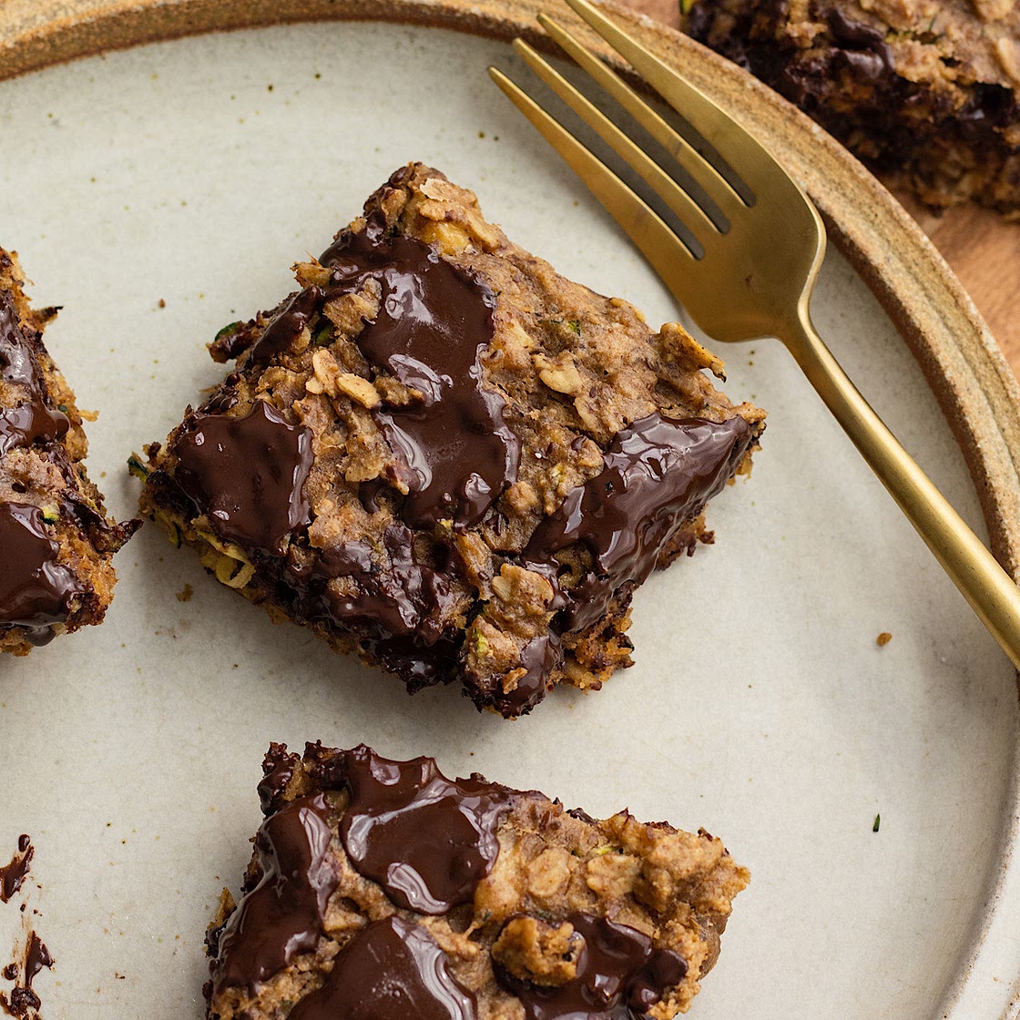 Zucchini Banana Oatmeal Bars (gluten free and vegan)