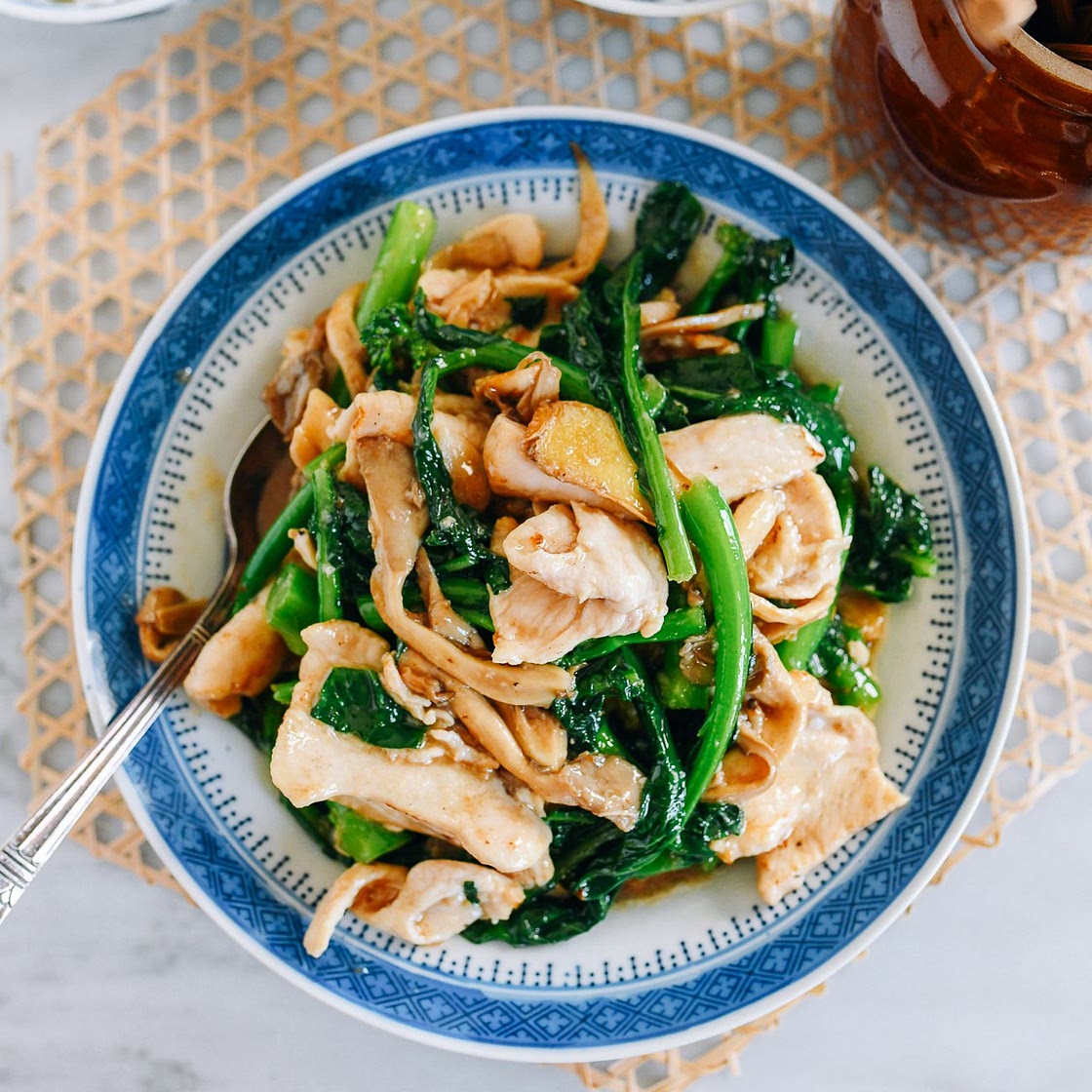 Chicken with Chinese Broccoli and Mushrooms