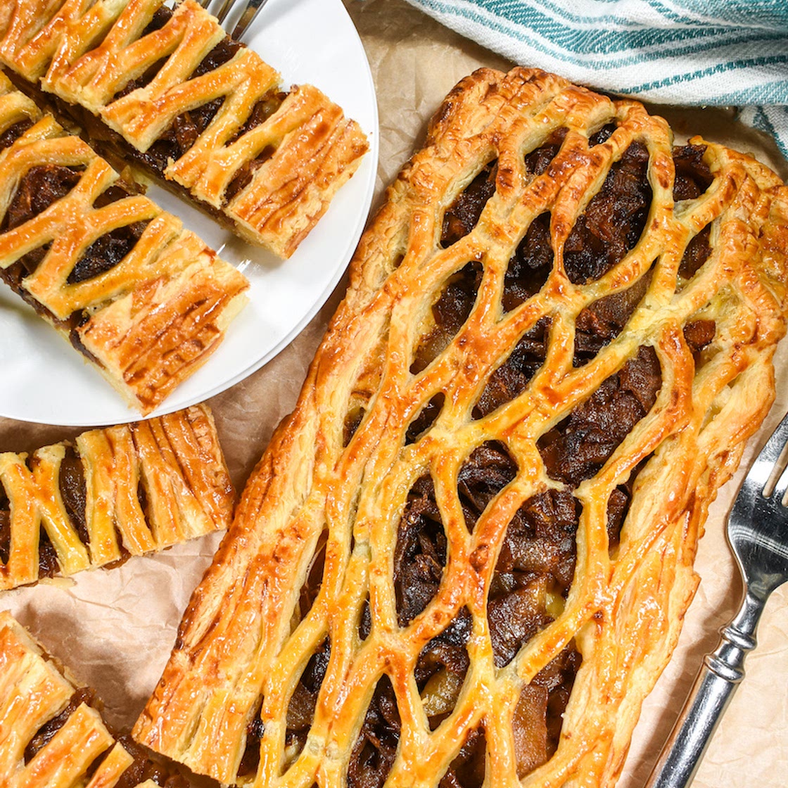 Lattice Pastry with Cheese and Caramelized Onions