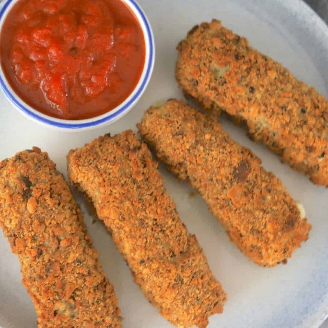Air Fryer Low Carb Mozzarella Sticks