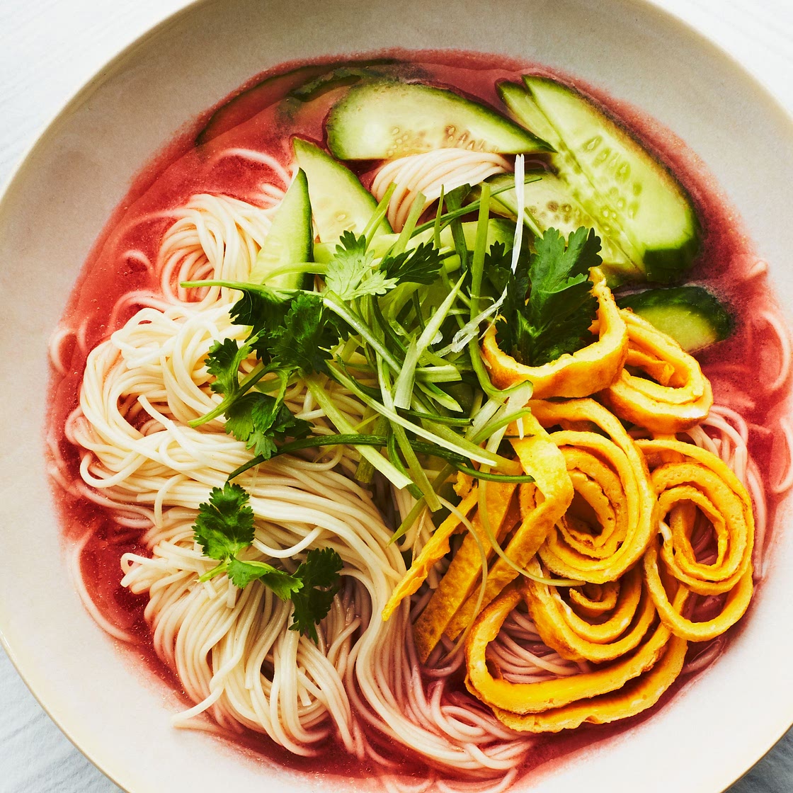 Noodles with Chilled Tomato Broth