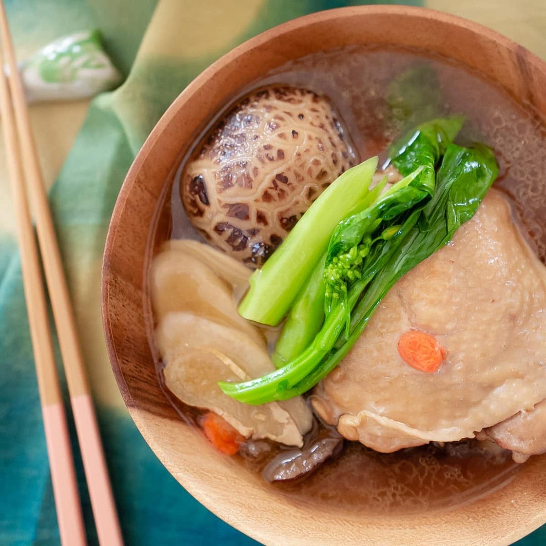 sesame oil chicken soup 麻油雞湯