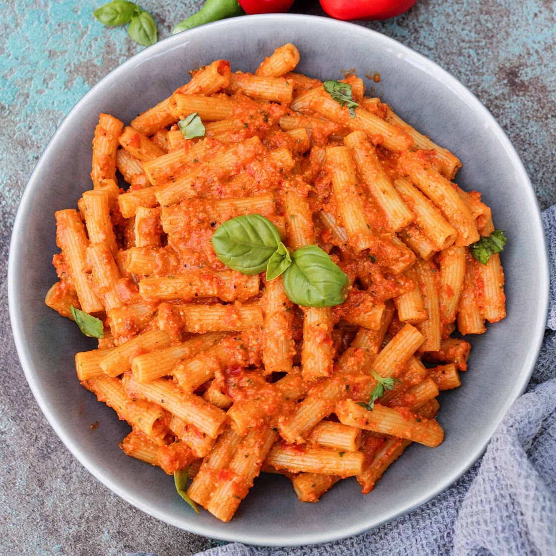 Vegan Grilled Pepper Pesto