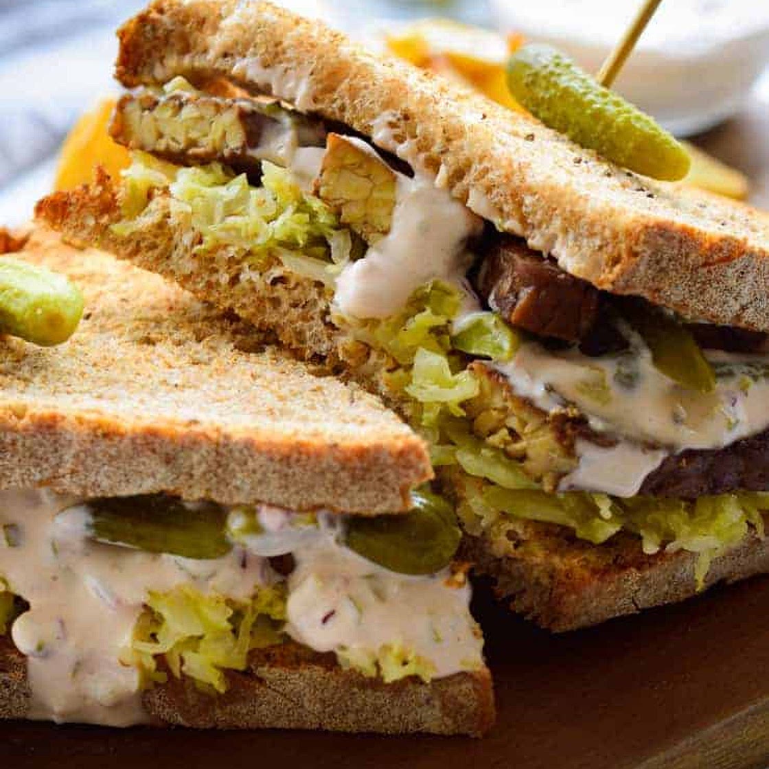 Vegan Tempeh Reuben