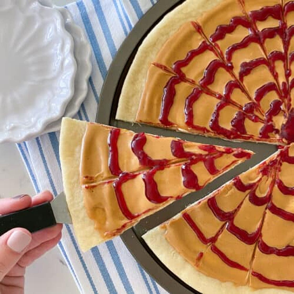 Peanut Butter and Jelly Pizza- Goofy's Kitchen (Recipe from Goofy's Kitchen)