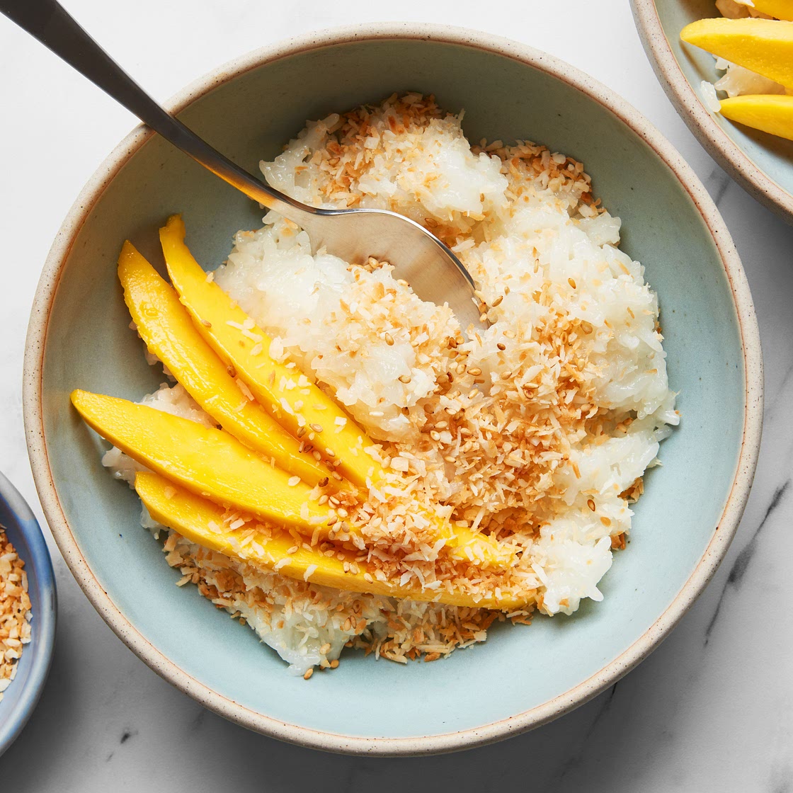 Microwave Coconut Sticky Rice With Mango