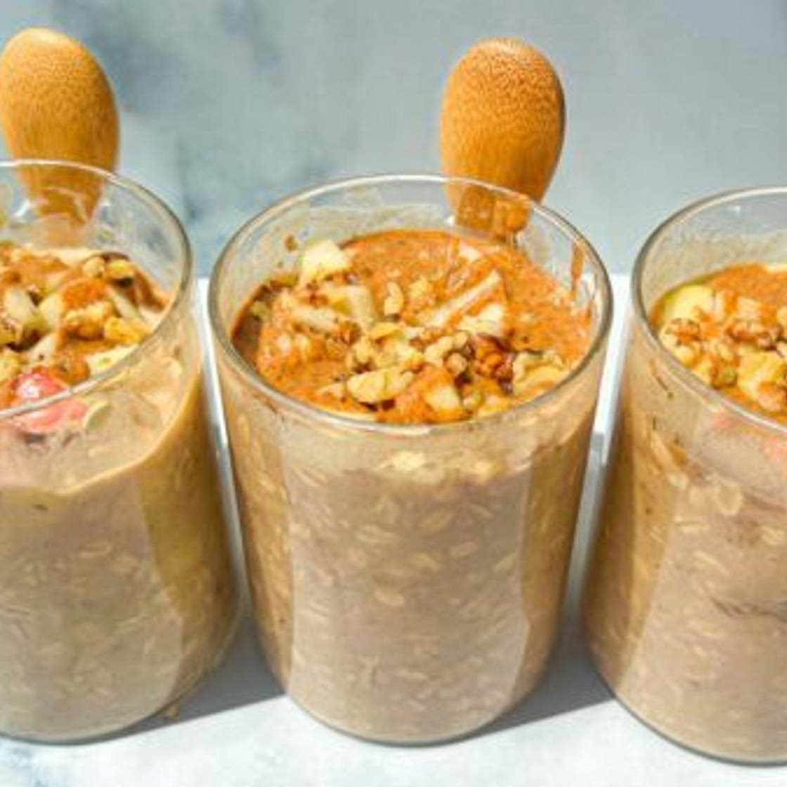 Vegan Apple Pie Overnight Oats Meal Prep (37g protein)
