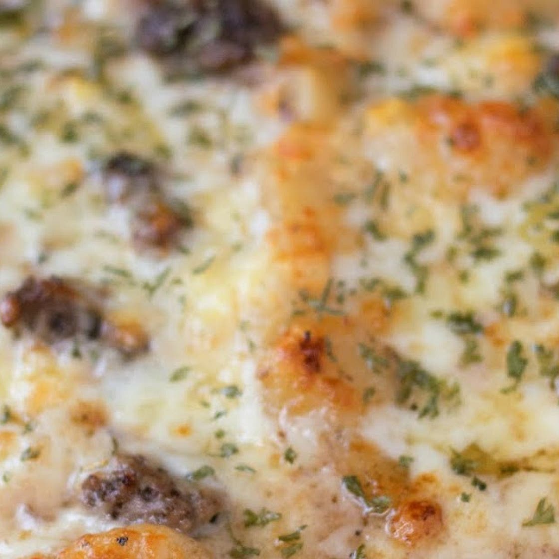 Mushroom and Swiss Burger Casserole Recipe