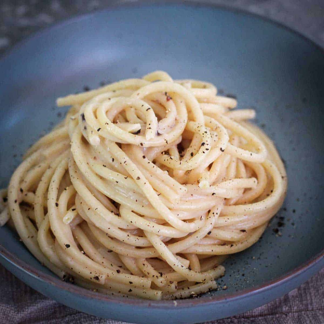 Bucatini Cacio e Pepe