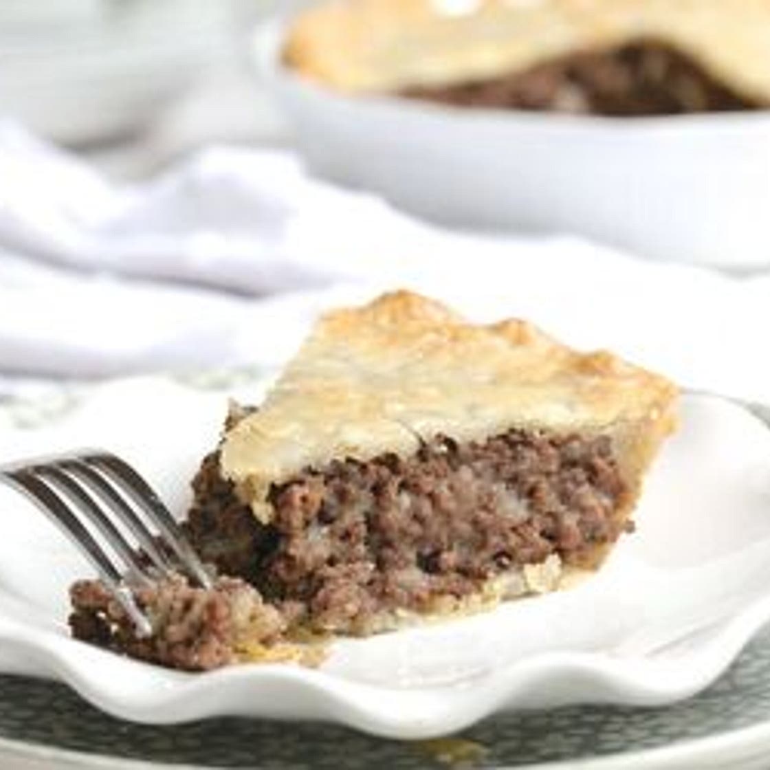 5-Ingredient Beef Pie