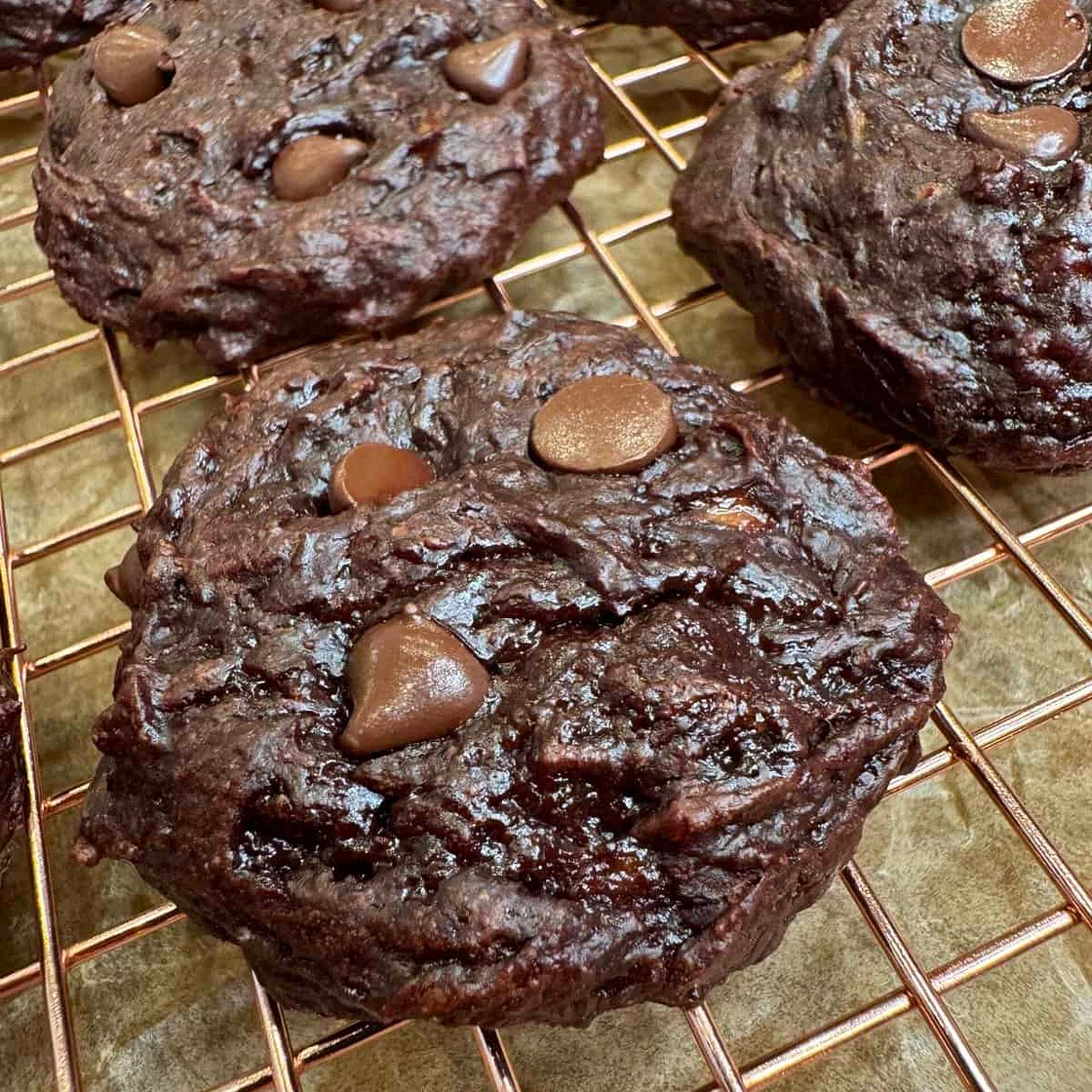 4 Ingredient Chocolate Banana Cookies