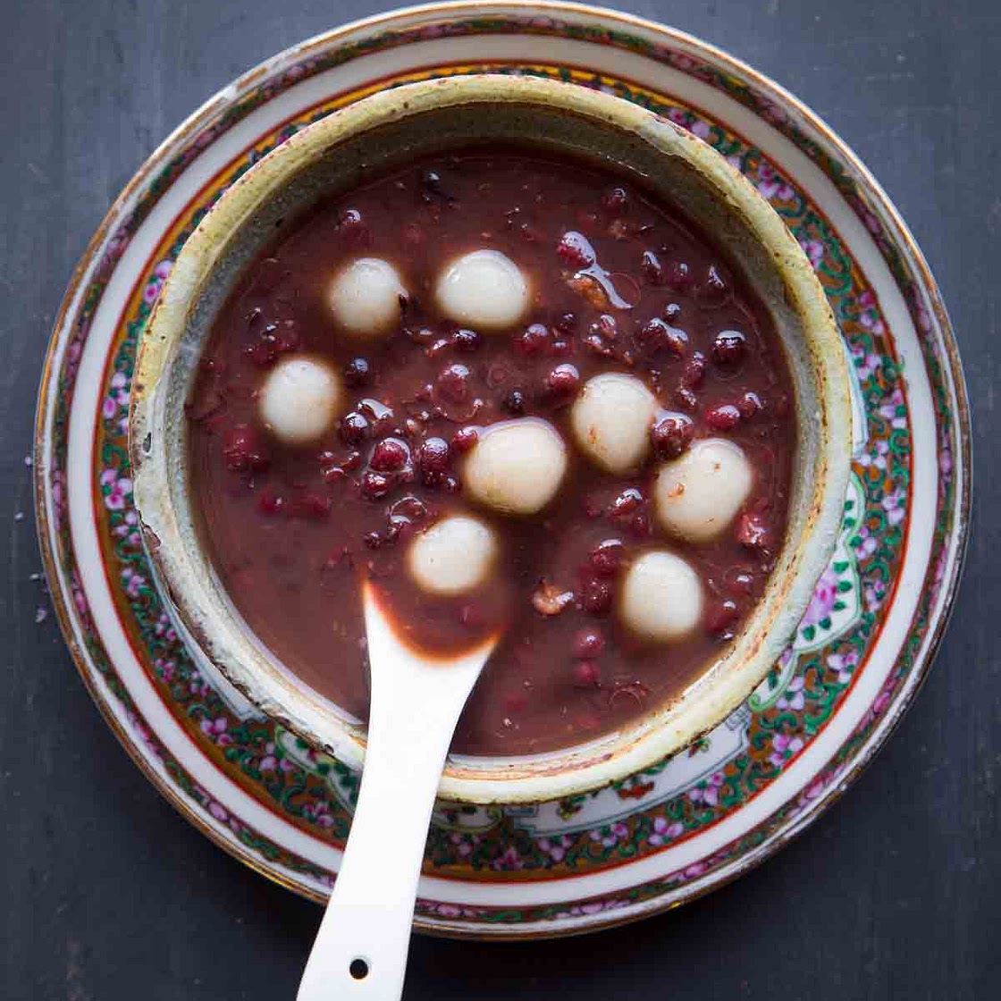 Sweet Red Bean Soup Tang Yuan (Hong Dou Tang)